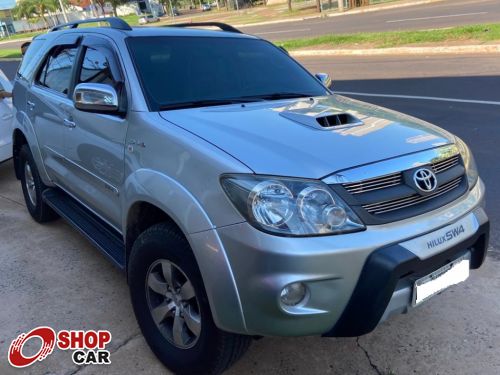 Hilux SW4 SRV D4-D 3.0TDi 16v A/T